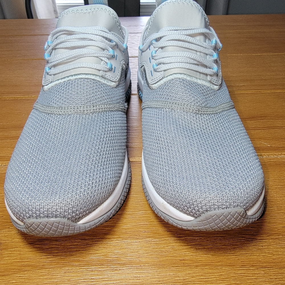 Infinity Dart Premium Athletic Shoe - Size 7.5 - Picture 3 of 8